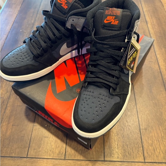 Nike Air High-Top Black and Orange Sneakers - Picture 2 of 3